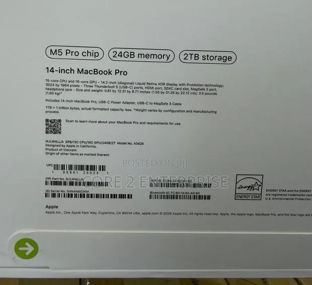 New Laptop Apple MacBook Pro 24GB Apple M5 Pro SSD 2T · Photo 1