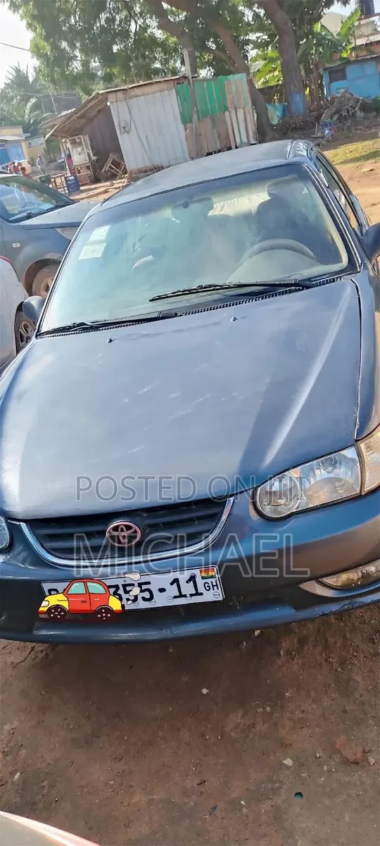 Toyota Corolla Luxel 1.8i 2000 Silver