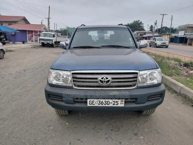 Toyota Land Cruiser 2006 Blue · Photo 1
