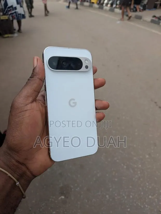 Google Pixel 9 Pro XL 256 GB White · Photo 1