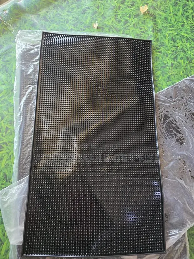 Non Slip Spill Mat /Bar Mat (70 X 40cm) · Photo 1