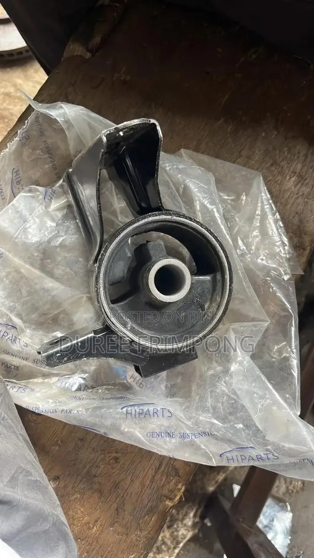 Honda Pilot Engine Seat · Photo 1