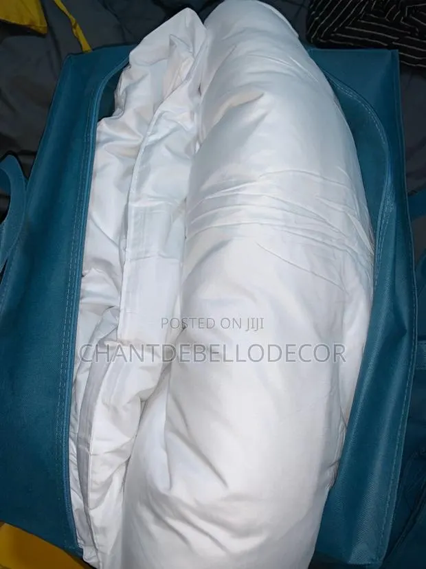 King Size 1 Duvet, 1 Duvet Cover, 1 Bedsheet, 4 Pillowcases · Photo 5