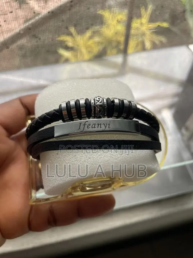 Leather Bracelet · Photo 1