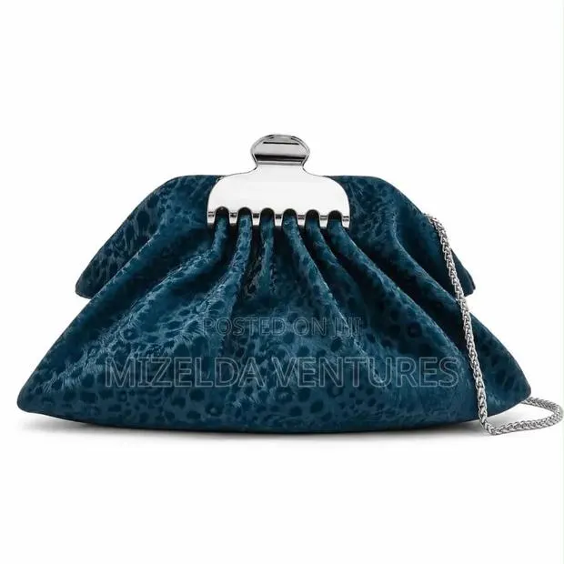 PU Leather Cloud Clutch Bag · Photo 1
