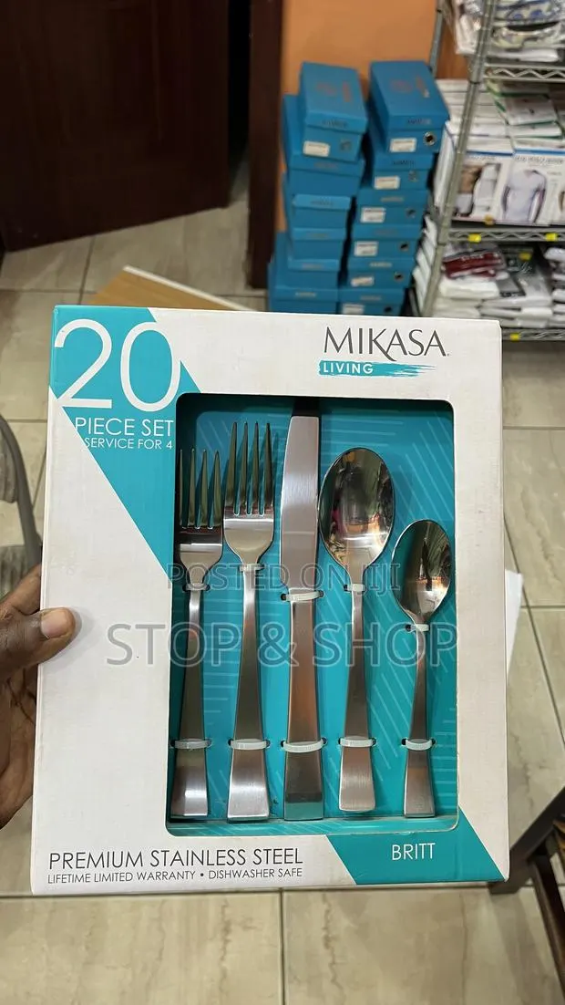 Mikasa 20 Piece Cutlery Set · Photo 1