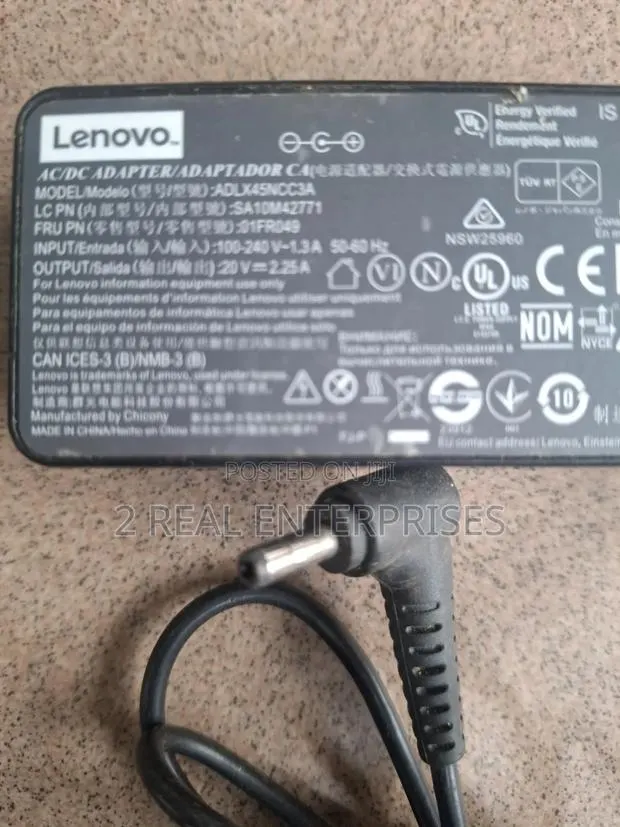 Lenovo Small Pin Adapter · Photo 1