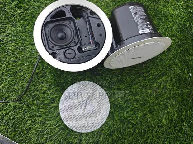Bose Ceiling Speaker for Sale in Ghana Fs2c White Color · Photo 1