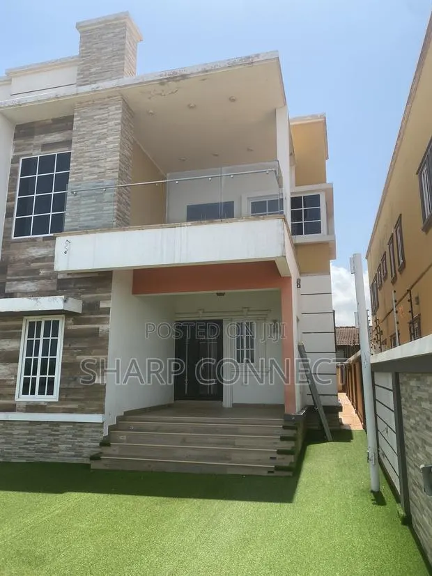 4bdrm Duplex in Sharp-Connect., West Hills Mall Area for rent · Photo 1