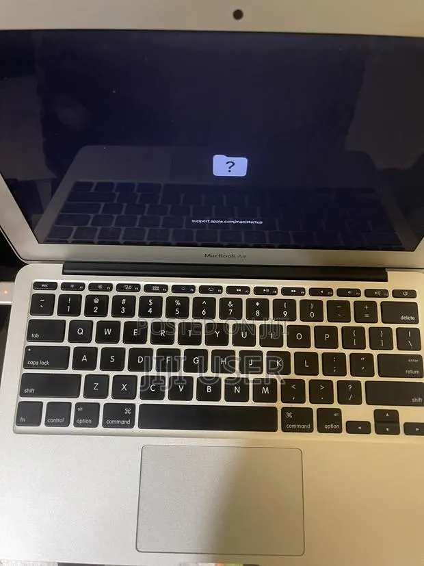Laptop Apple MacBook Air 8GB Intel Core i7 HDD 128GB · Photo 1