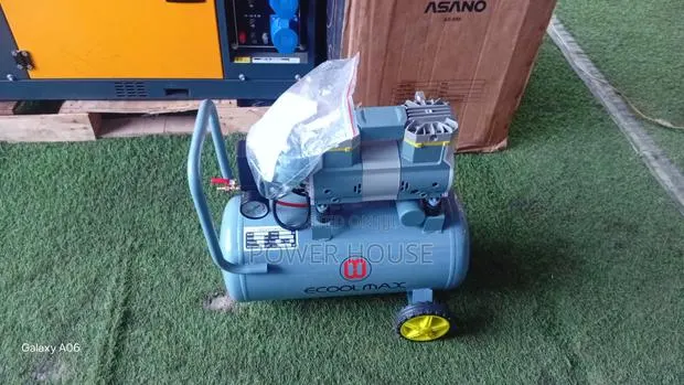 Industrial ECOOLMAX Oil-Free Air Compressor Long-Lasting Performance · Photo 1