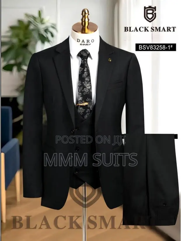Quality 3-piece Men 2 Buttons Formal Suit For All Occasions · Photo 1