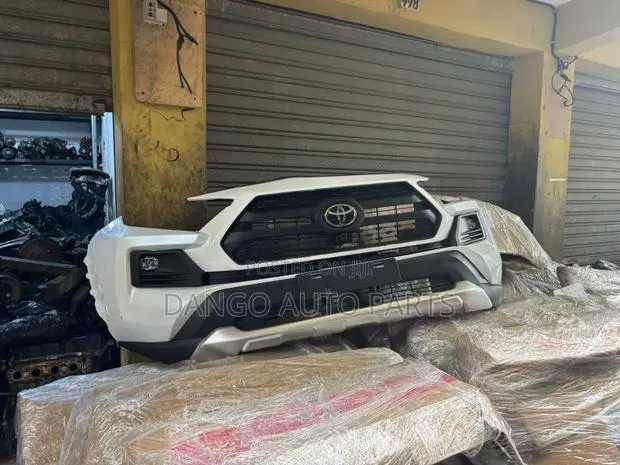 Toyota Rav4 Adventure 2019-25 Front Bumper Complete · Photo 1