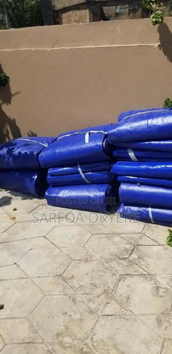 Tarpaulin 20x20 · Photo 1
