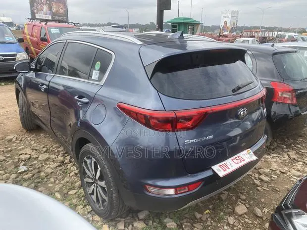 Kia Sportage 2017 Gray · Photo 1