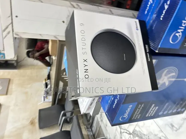 Accurate New Electric Onyx Studio 9 Harman Kardon Speaker · Photo 1