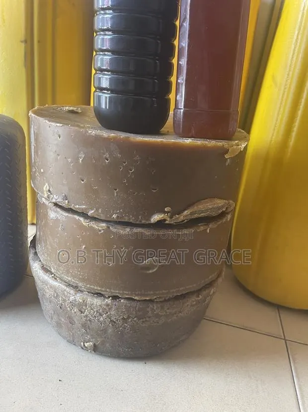 Raw Honey Wax Without Any Dilution · Photo 1