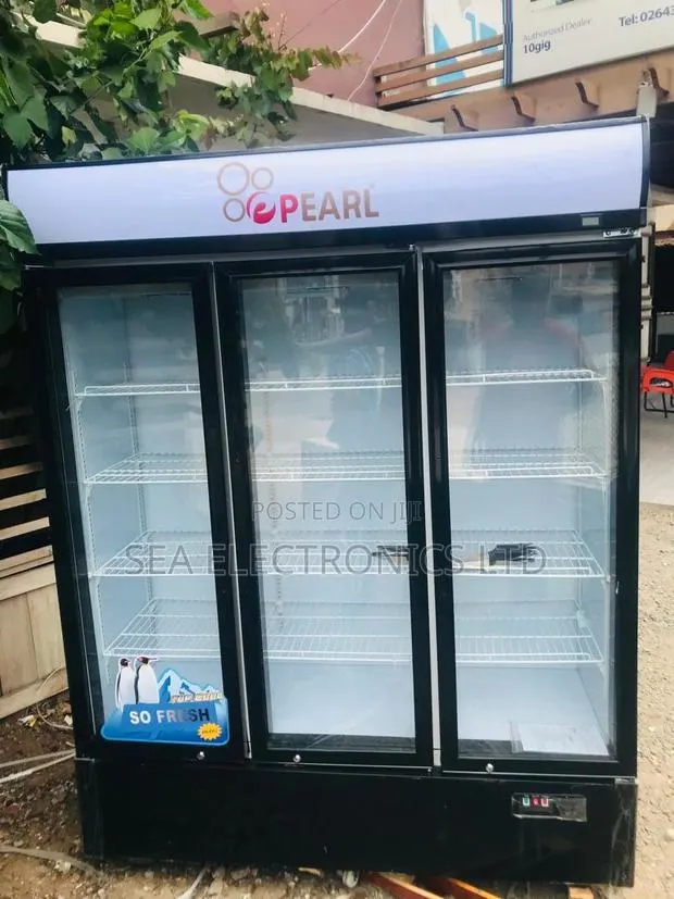 Super Quality Pearl Display 3door Fridge Available · Photo 1