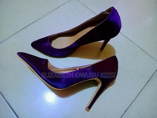 Ladies Purple Heel · Photo 1