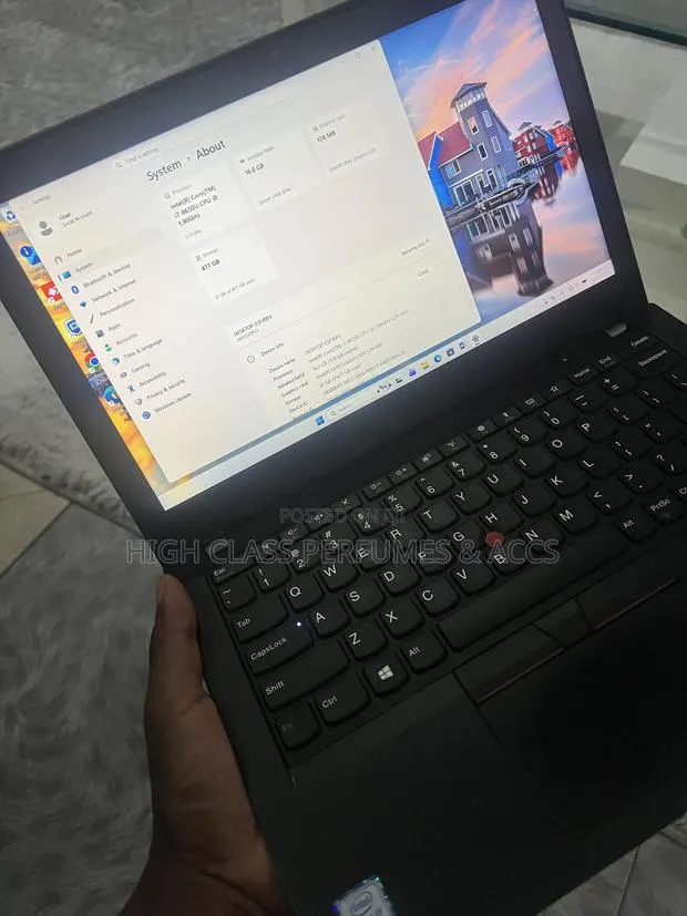 Laptop Lenovo ThinkPad X280 16GB Intel Core i7 SSD 512GB · Photo 1