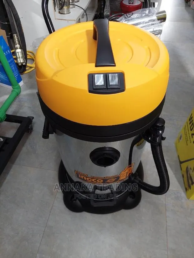 Vacuum Cleaner · Photo 1