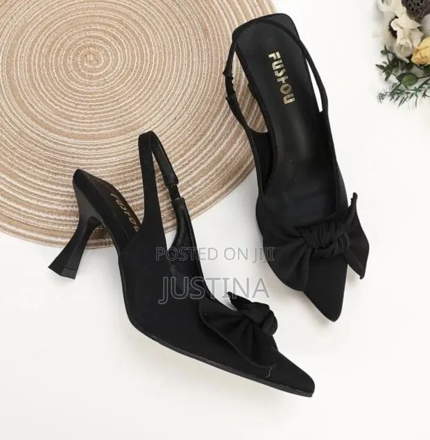 Ladies Corporate Heels · Photo 1