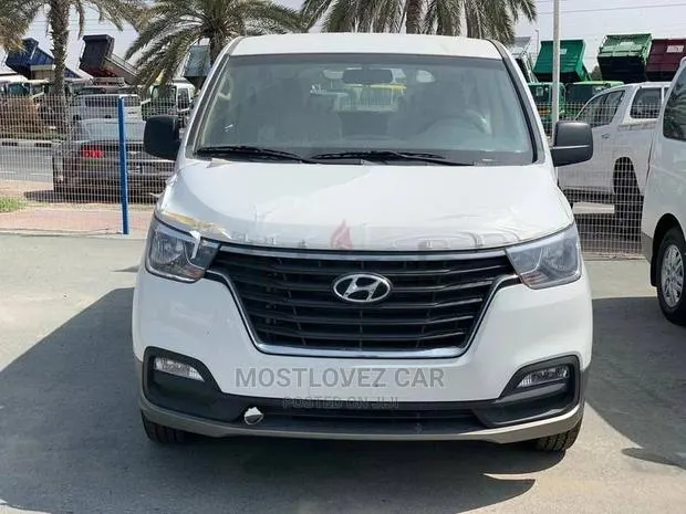 Car Rentals 12 Seater BUSES for Rent in Accra-Ghana · Photo 1