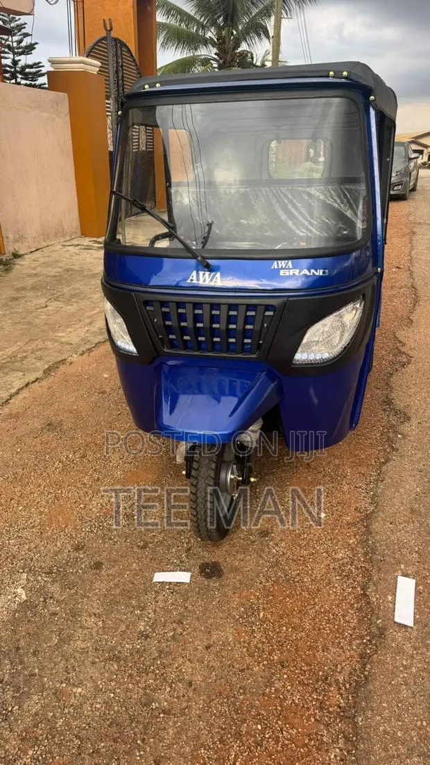 New TVS 2026 Blue · Photo 1