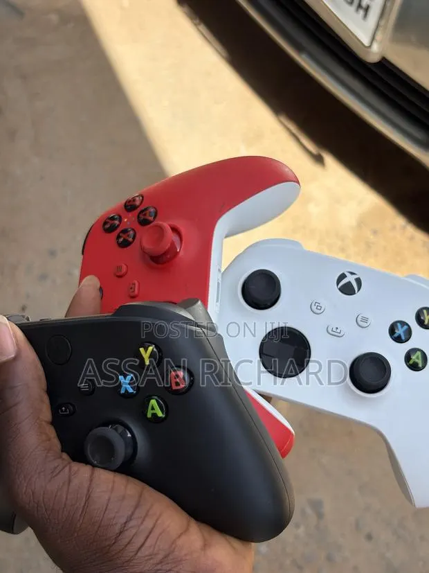 Xbox Series Controller S/X · Photo 4