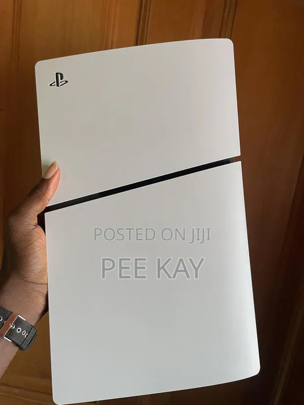 Ps5 Slim Available · Photo 1