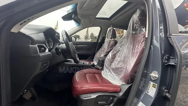 Mazda CX-5 Signature 2021 Gray · Photo 1