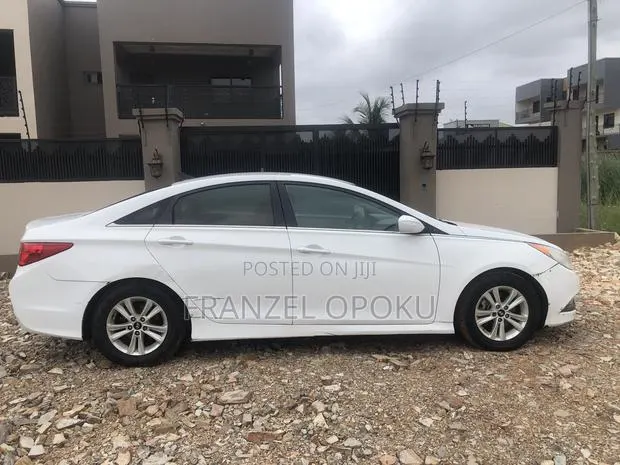 Hyundai Sonata GLS 4dr Sedan (2.4L 4cyl 6A) 2014 White · Photo 1