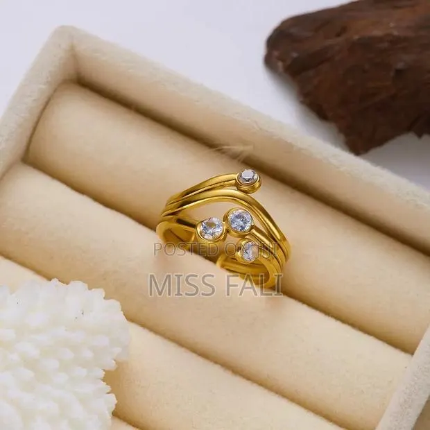 Aurora Rings · Photo 1