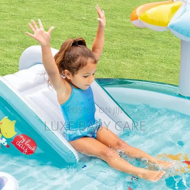 Inflatable Pool Play Center · Photo 3