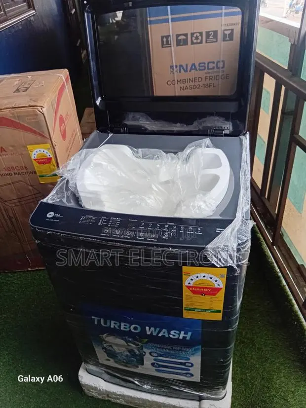 Turbo Wash Smart Washer With Multiple Wash Programs · Photo 1