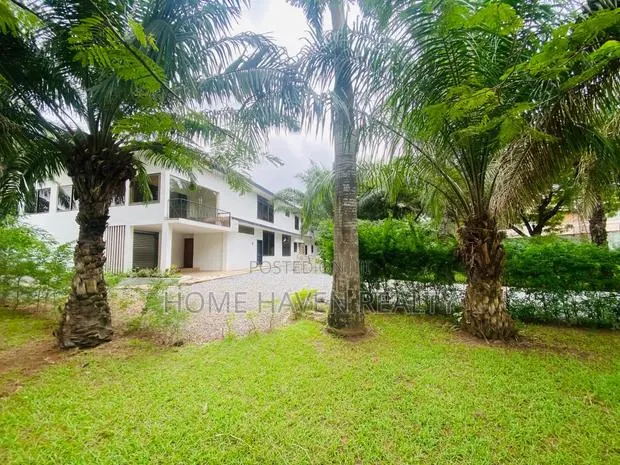 10 Bedroom Office Space for Rent at Cantonment · Photo 1