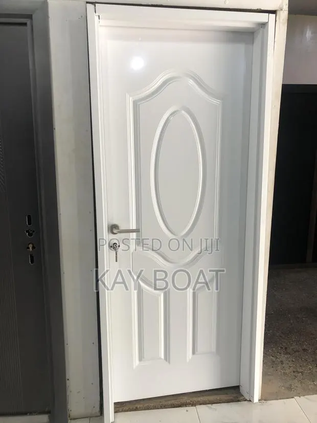 A White Door Dove Interior Door · Photo 1