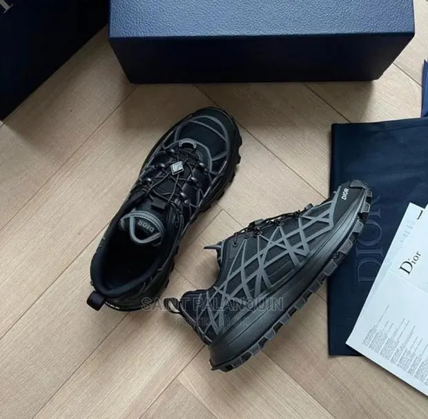 Christian Dior B31 · Photo 1