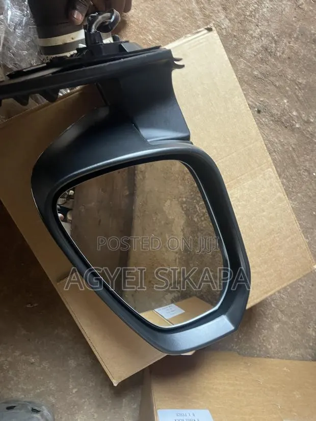 Driving Mirror Dealer · Photo 1