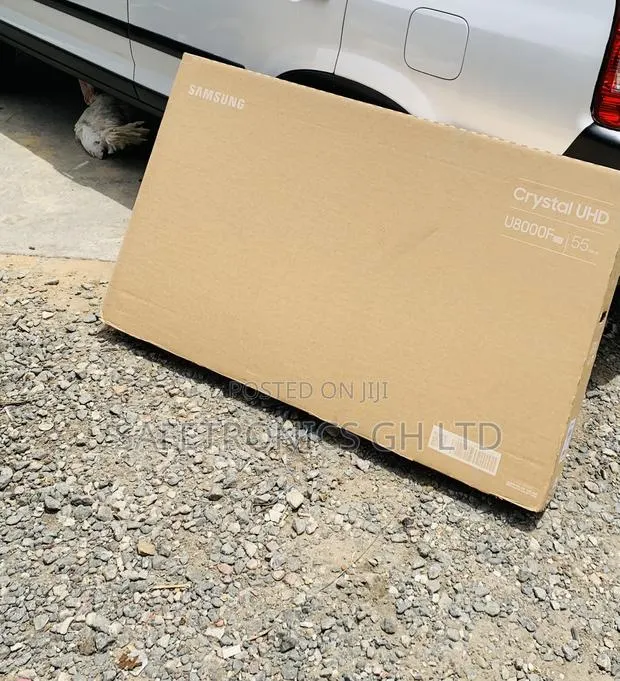 Essential Samsung 55u8072 55" U8000 Series Crystal Uhd Smart Tv · Photo 1
