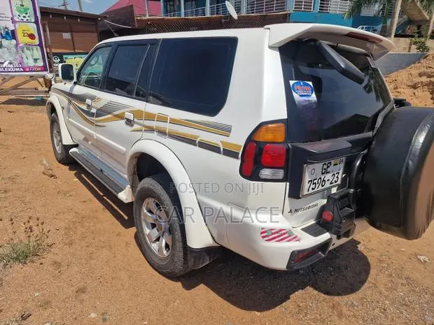 Mitsubishi Pajero Pinin 2.0 GDI Styling Long 2006 White · Photo 1