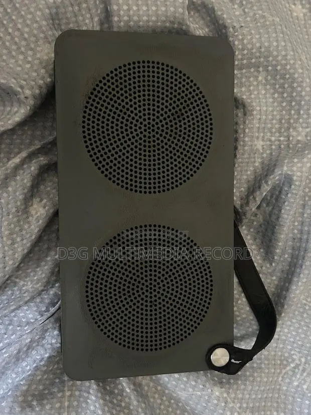 Sandstrom Bluetooth Rechargeable Speaker · Photo 1
