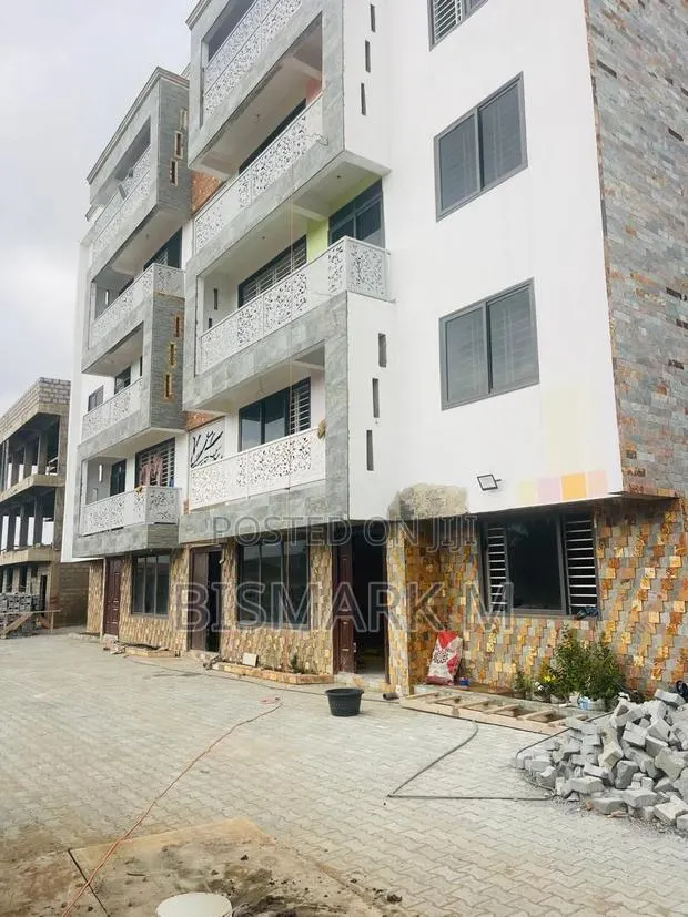 2bdrm Apartment in Botwe School for rent · Photo 1
