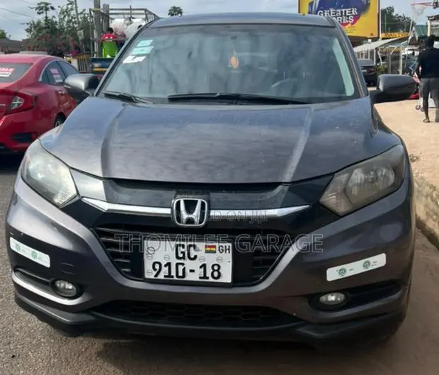 Honda HR-V 4dr SUV (1.5L 4cyl CVT) 2016 Gray · Photo 1