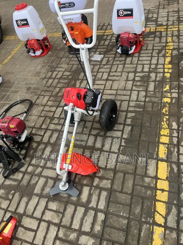 Hand Push Brush Cutter · Photo 1