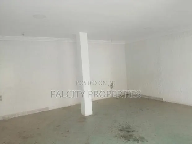 Double Shop for Rent in Asafo · Photo 1