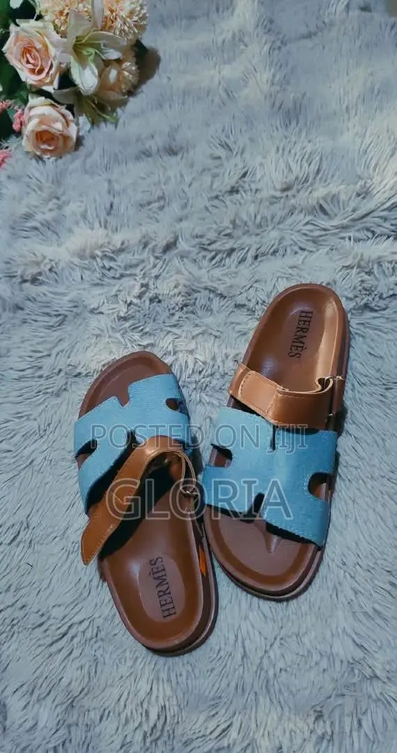 Hermes Buckle Sandals · Photo 1