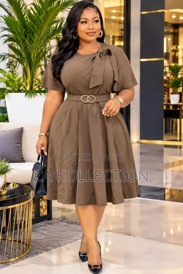 Women's Fashionable Pleated Flare Dress. · Photo 1