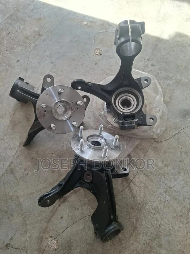HRV Front Hub 2023,2024,2025,2026 · Photo 1