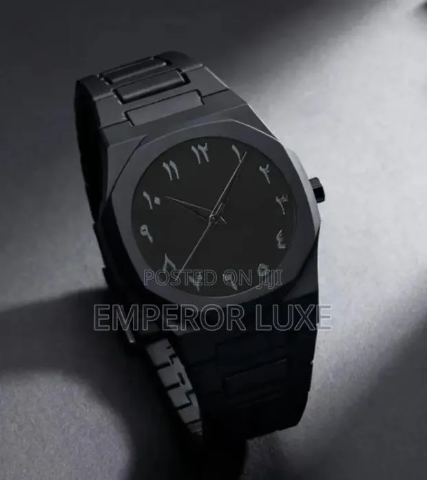 Luxury Men’S Wristwatch – Matte Black Executive Design · Photo 1